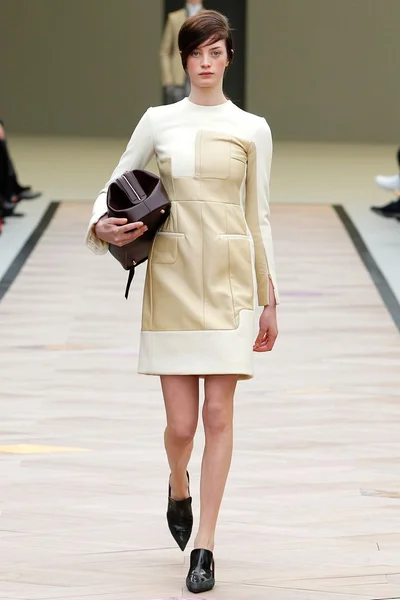 Look 24